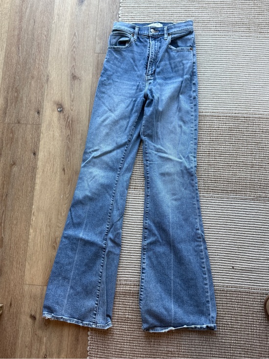 Abercrombie & Fitch Denim - Abercrombie & Fitch Medium Blue High-Rise Flare Jeans SIZE 27 LONG